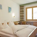 Valaisia Montana, A Faern Collection 4*