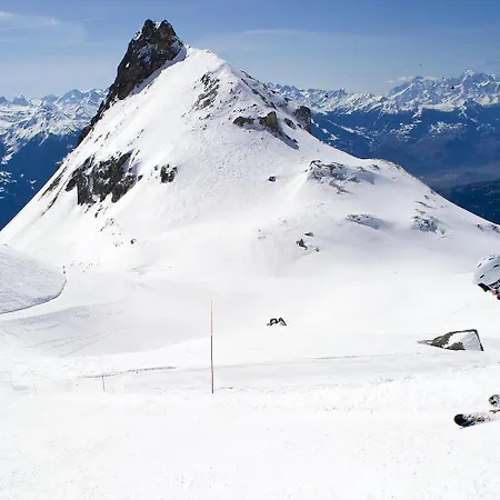 Valaisia Montana, A Faern Collection Otel 4*