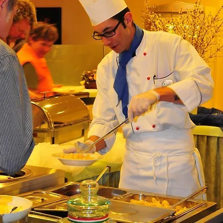 Hotel Valaisia Montana, A Faern Collection Crans-Montana